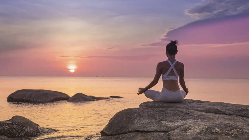 Anna Viesca Sánchez meditando